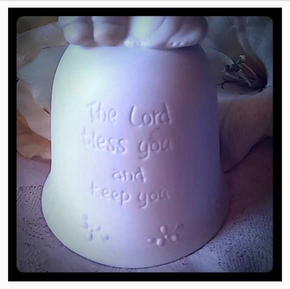 Vintage Jonathan & David Porcelain Bell - Picture 4 of 8